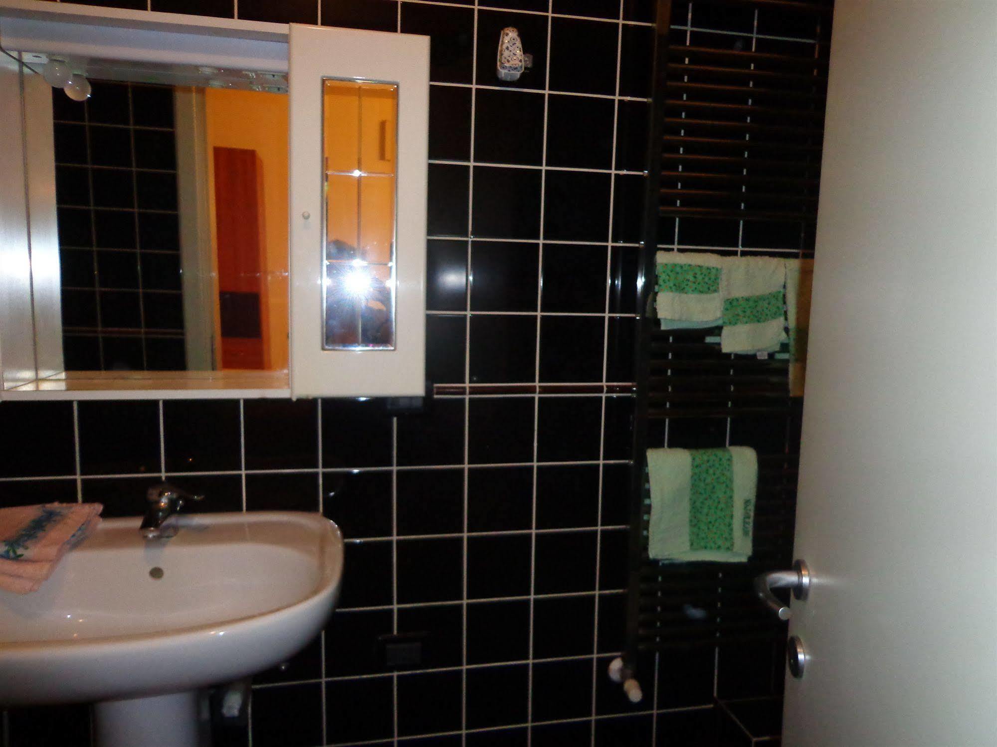 Casa Lory Apartment Bologna Ngoại thất bức ảnh